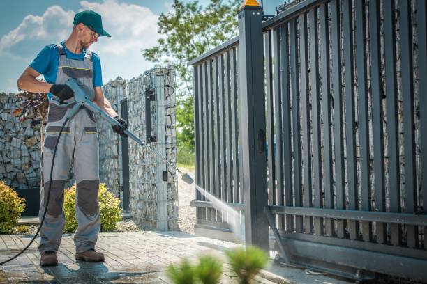 Best Pool Deck Cleaning  in Olney, TX